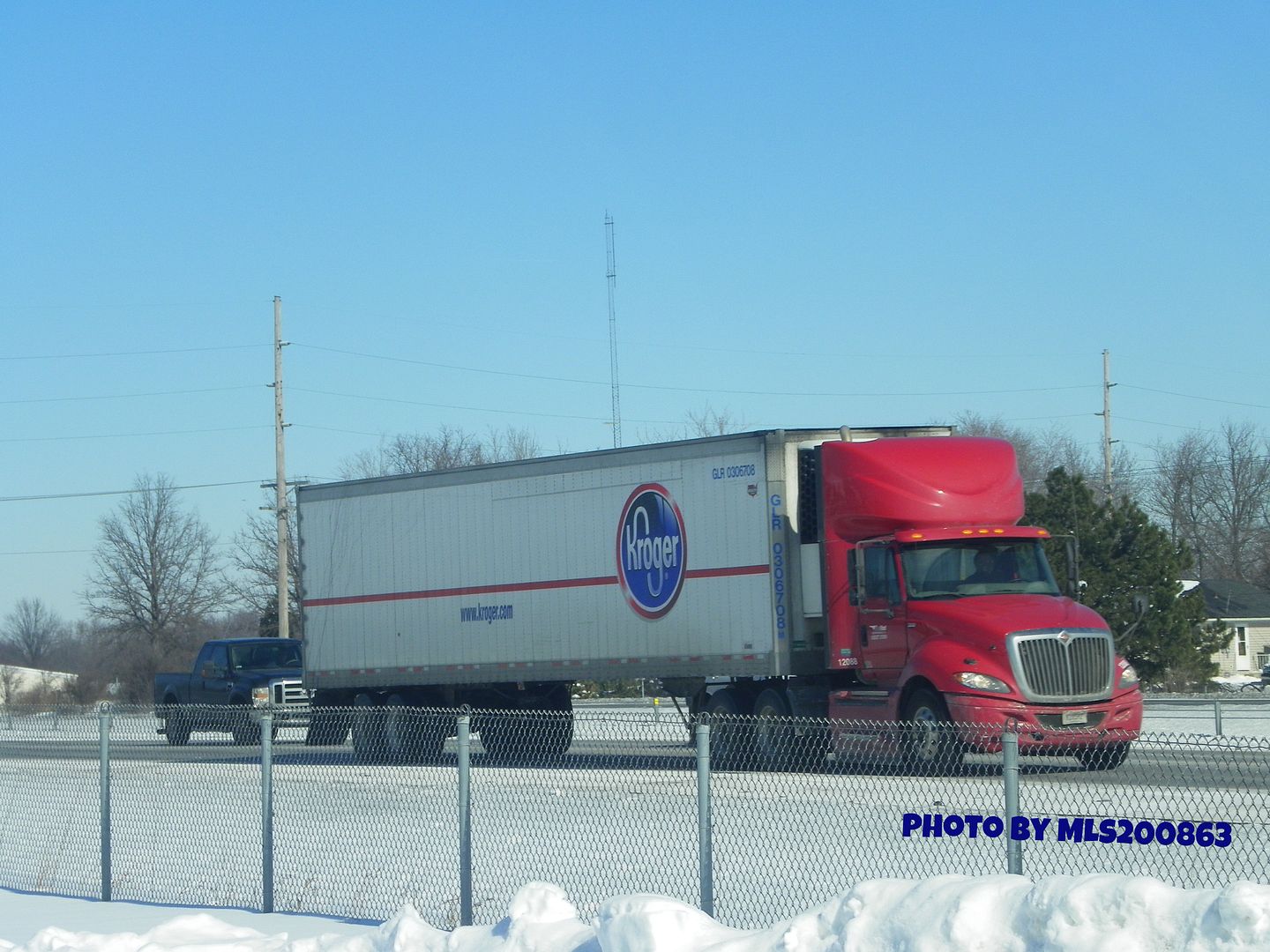 Ryder truck rental columbus ohio Ryder has over truck rental locations in North America. So no matter where the road takes you, pull in for full-service fueling and multi-point inspections near you. Ryder Truck Rental Locations | Find a Rental Location Near You.